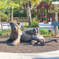 Garden Decorative Life Size Bronze Lioness and Lioncel Baby Lion Statue